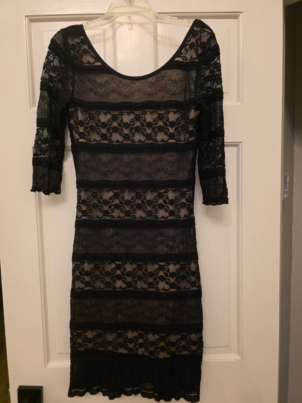 Windsor Lace Long Sleeve Sheath Dress, Black, Size Medium